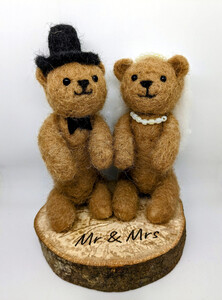 Personalised Needle Felted Mr and Mrs Wedding Teddies on a Wood Slice